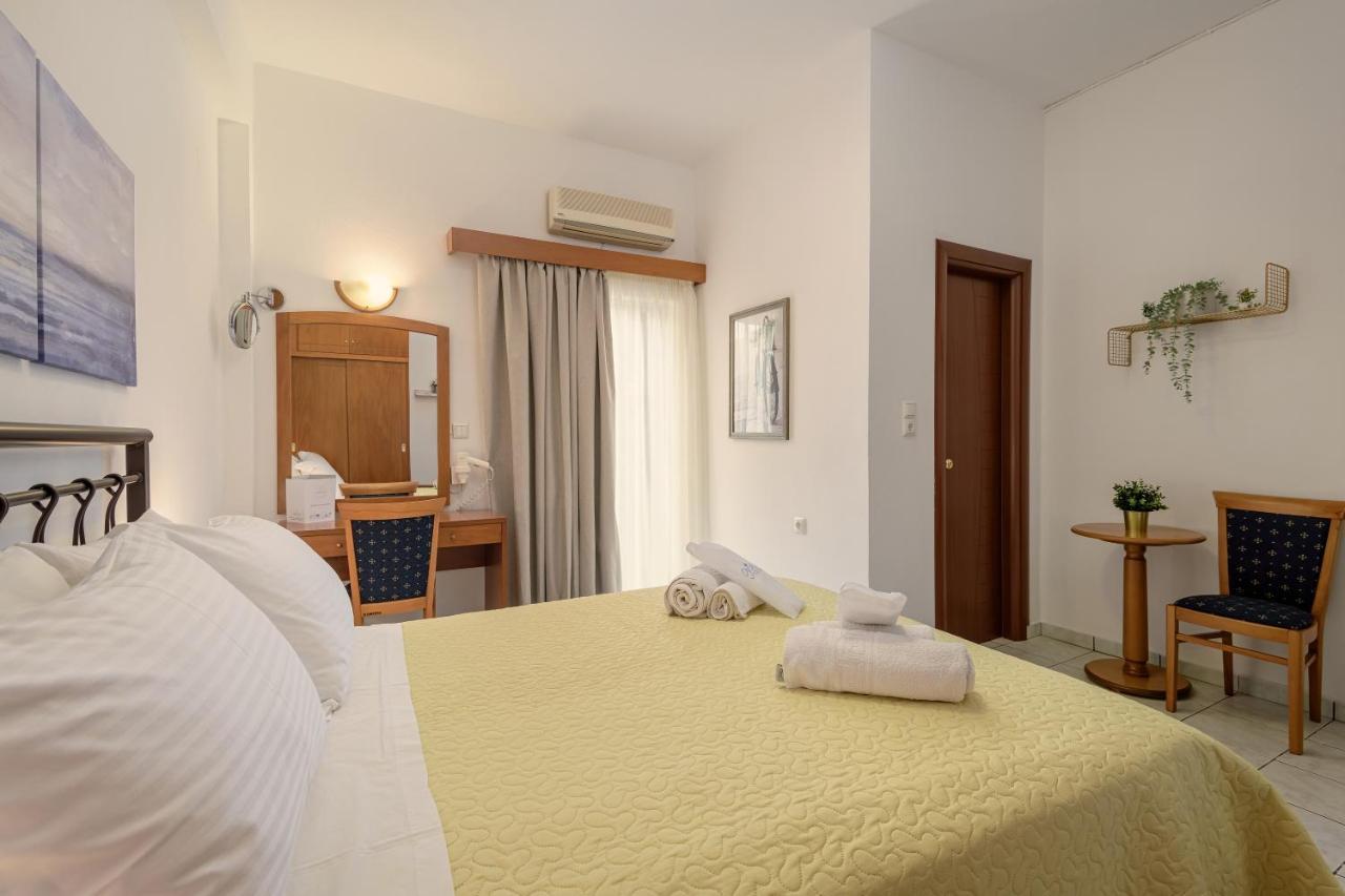 Grikos Hotel Patmos Town Exterior photo