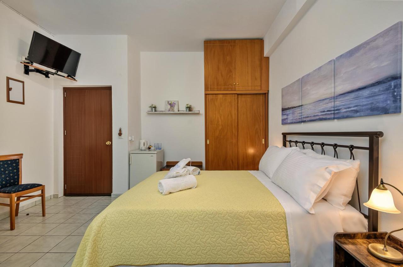 Grikos Hotel Patmos Town Exterior photo