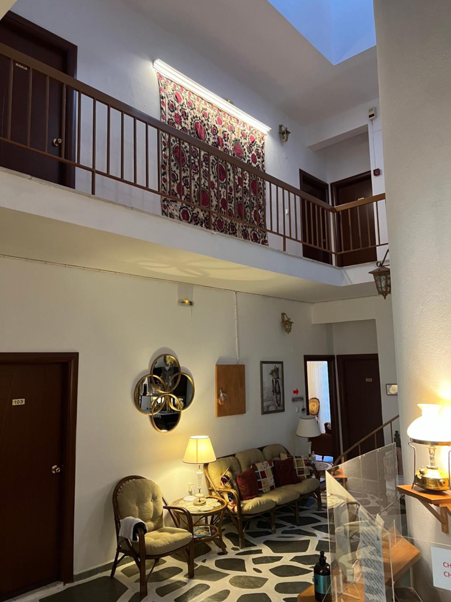 Grikos Hotel Patmos Town Exterior photo